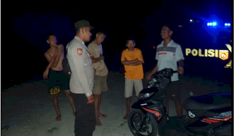 Piket SPKT III Polsek Reo Lakukan Patroli Daerah Rawan Kamtibmas