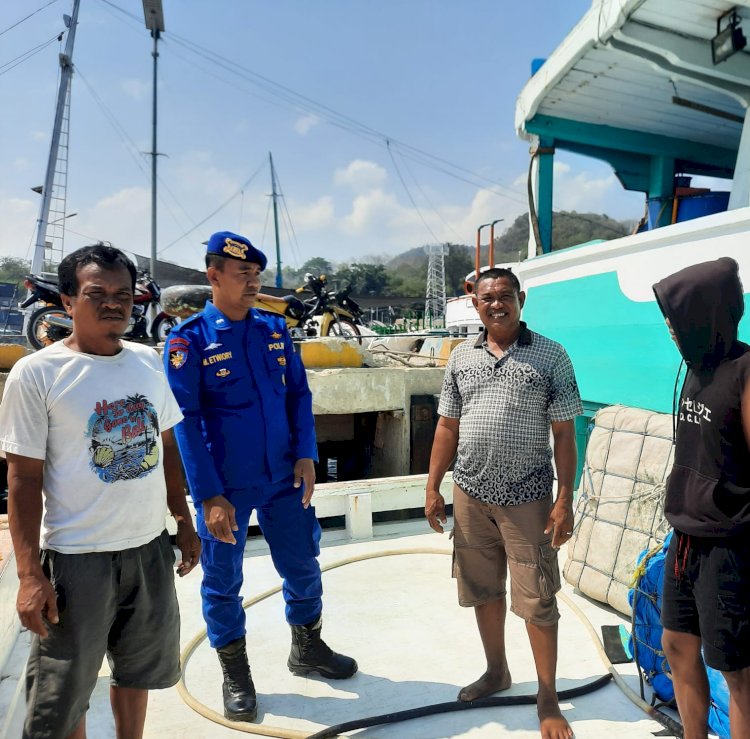 Giat Pam Pelabuhan: Kasubnit Binmas Sat Polair Polres Manggarai Himbau Keselamatan dan Kewaspadaan