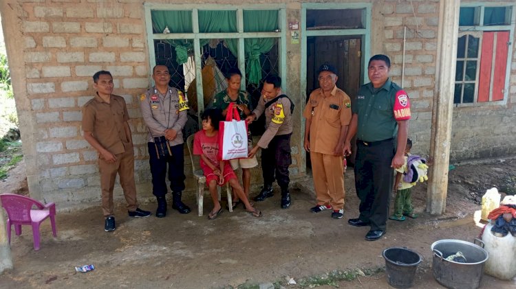 Penyaluran Bantuan Sembako dari Bapak Presiden RI untuk Masyarakat Desa Bere, Kabupaten Manggarai