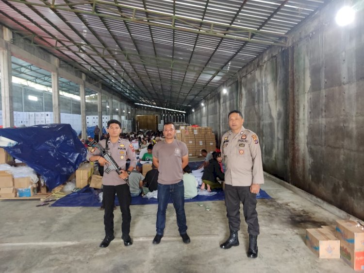 Operasi Mantap Brata: Pengecekan Pengamanan Gudang Logistik KPU Kabupaten Manggarai