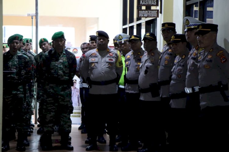 Operasi Mantap Brata: Kapolres Manggarai Pimpin Pengamanan Kegiatan Kampanye Capres Nomor Urut 3 di Stadion Golodukal
