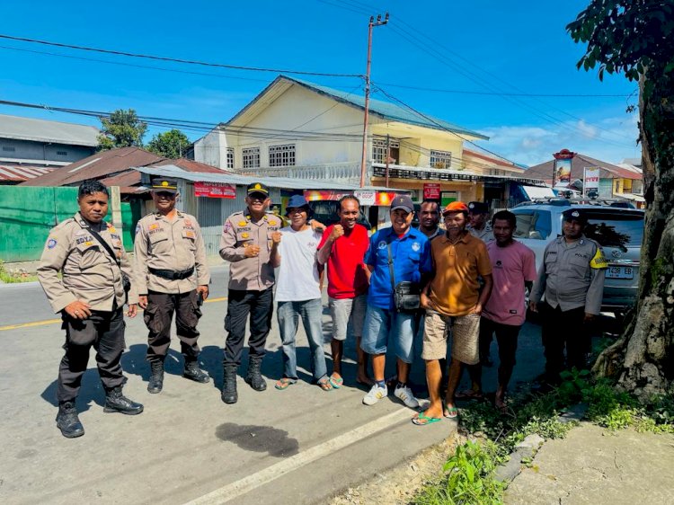 Kasat Binmas Polres Manggarai Himbau Sopir Travel Patuhi Aturan dan Dukung Pemilu Damai