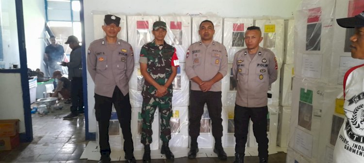 Operasi Mantap Brata: Personil Polres Manggarai Berjaya dalam Pengamanan Pleno Pemilu di PPK