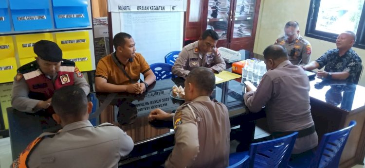 Bimbingan Rohani dan Mental Polres Manggarai Menguatkan Personel dalam pelaksanaan Tugas.