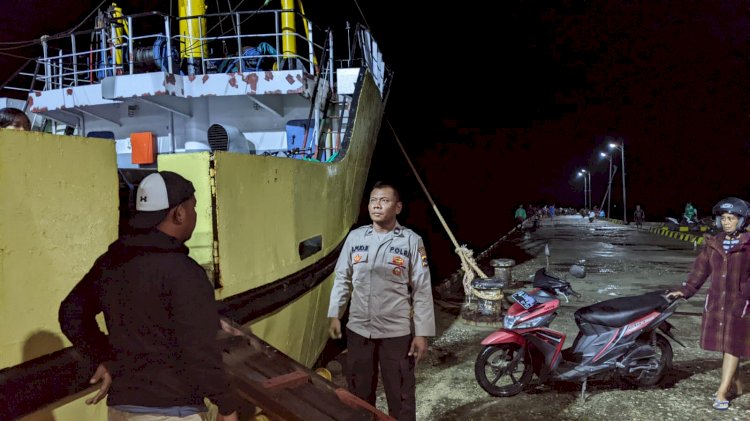KP3 Laut Lakukan Pengamanan Kapal Penumpang di Pelabuhan Laut Reo
