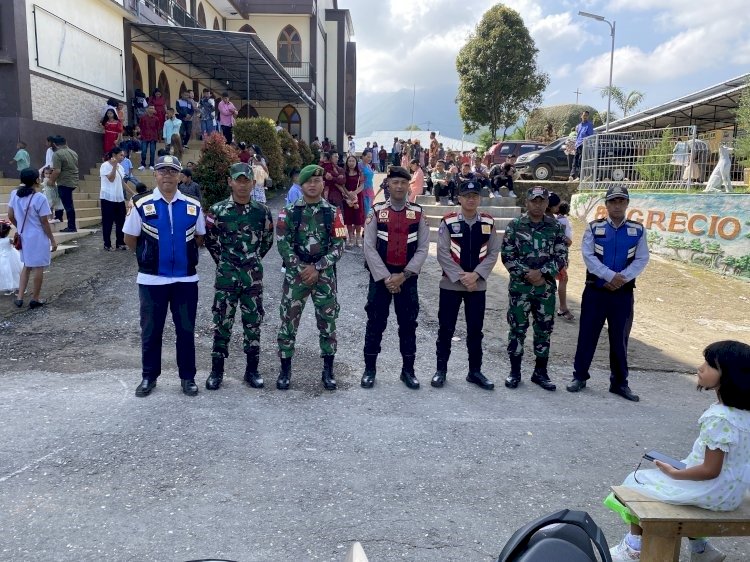TNI – Polri bersinergi lakukan Patroli Gabungan dan Pengamanan Gereja dalam Perayaan Paskah di Kabupaten Manggarai.