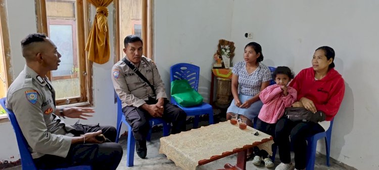 Bhabinkamtibmas Kecamatan Langke Rembong Mediasi Permasalahan dalam Rumah Tangga