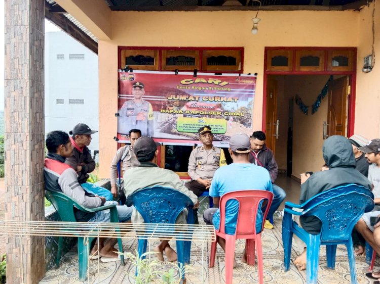 Jumat Curhat : Kapolsek Cibal Respon Keluhan Warga Kampung Wae Woing