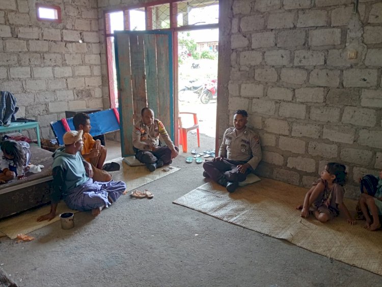 Bhabinkamtibmas Kecamatan Satar Mese Berikan Himbauan Kamtibmas kepada Warga