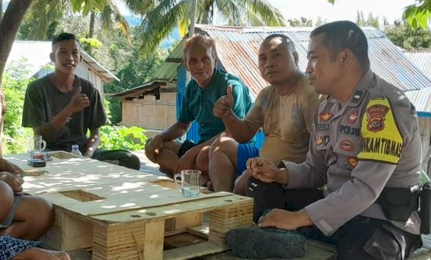 Bhabinkamtibmas Kecamatan Rahong Utara Himbau Warga Cegah Tindak Pidana dan Bencana Alam