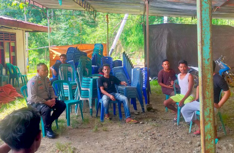 Bripka Albertus Rahmat Sambangi Lokasi Acara Syukuran Pernikahan di Desa Riung, Kecamatan Cibal