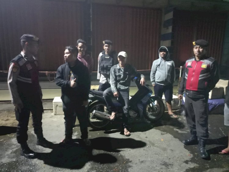 Tingkatkan Situasi Keamanan di Ruteng Malam Ini, Satuan Samapta Polres Manggarai Lakukan Patroli Malam.