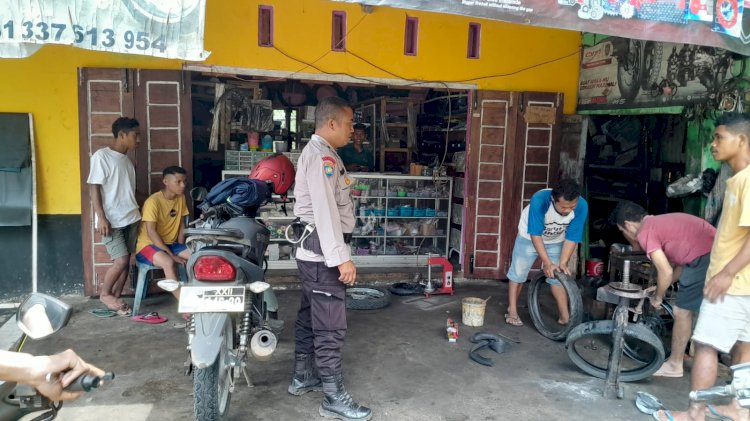 Bhabinkamtibmas Himbau Masyarakat Kampung Ntala Waspada Terhadap TPPO, HPR, dan Bencana Alam