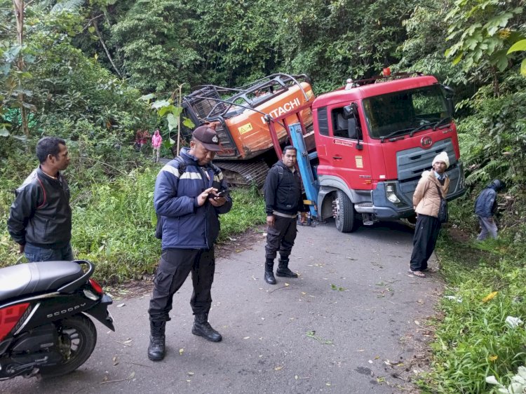 Kecelakaan Tunggal Tronton di Jalan Raya Ruteng-Iteng, Tidak Ada Korban Jiwa