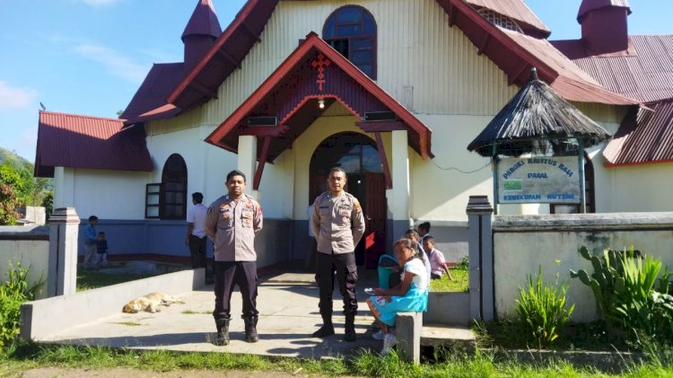 Polsek Cibal Lakukan Pengamanan Perayaan Misa di Gereja Paroki Kristus Raja Pagal