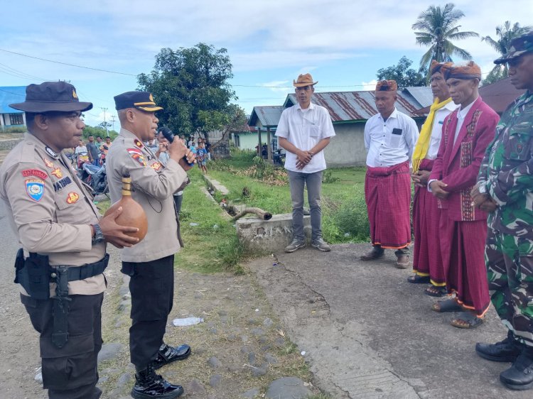 Waka Polres Manggarai Hadiri Partai Final Turnament Pentekosta Cup II di Desa Paka.