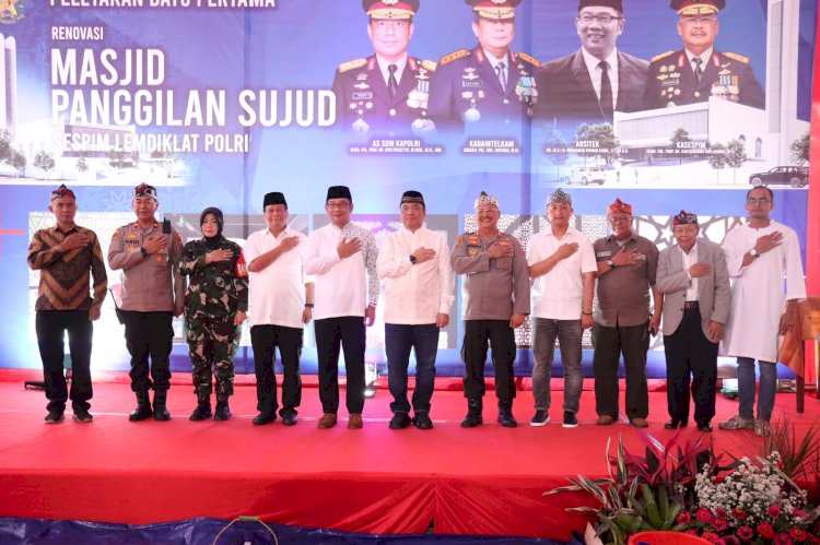 Sespim Lemdiklat Polri Letakan Batu Pertama Bangun Masjid, Didesain Ridwan Kamil