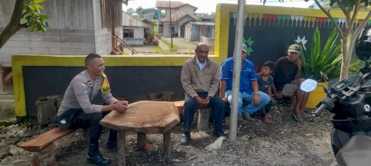 Bhabinkamtibmas Aipda Adi Jakar Laksanakan Sambang dan Patroli Dialogis di Kampung Woang