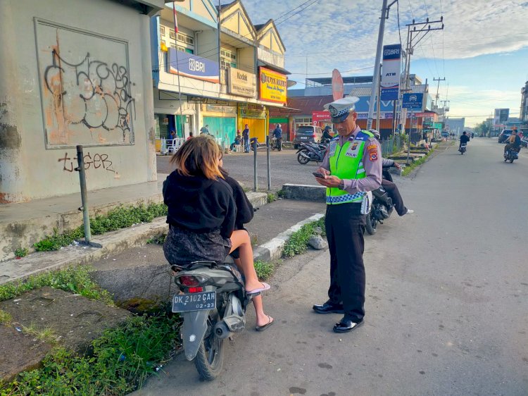 Satuan Lalu Lintas Gencar laksanakan Patroli KRYD, Pamturlalin, dan Himbauan Kamseltibcar Lantas di Sekitar Kota Ruteng