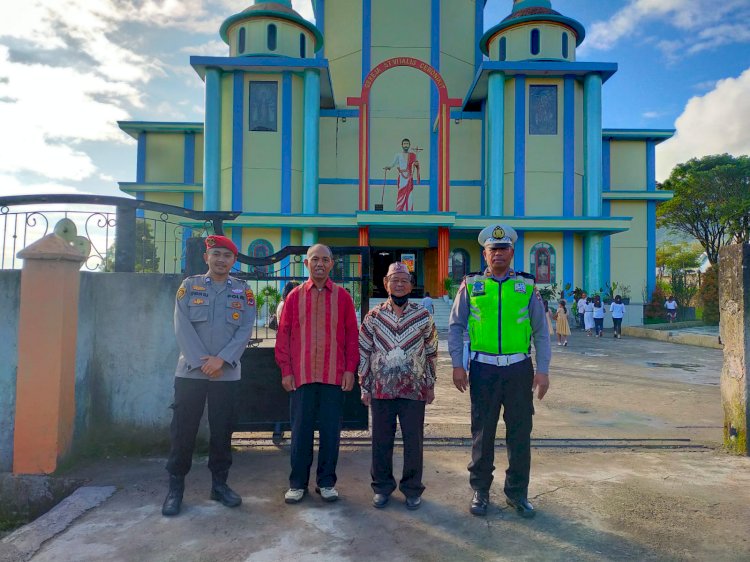 Pastikan Ibadah Minggu Berlangsung Aman dan Lancar, Polres Manggarai Terjunkan Personil Pengamanan