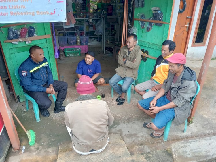 Bripka Theodorus Angkat Laksanakan Patroli Dialogis dan Sambang warga binaan di Desa Lungar