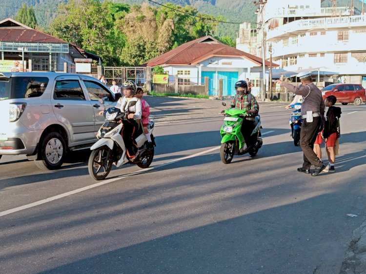 Satuan Lalu Lintas Polres Manggarai Rutin Laksanakan Pamturlalin Pagi