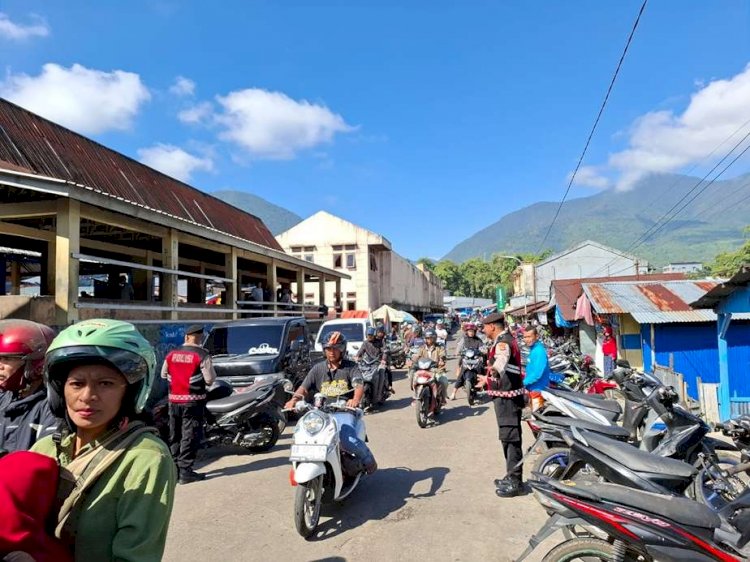 Harkamtibmas : Patroli Dialogis Samapta Polres Manggarai di Kota Ruteng