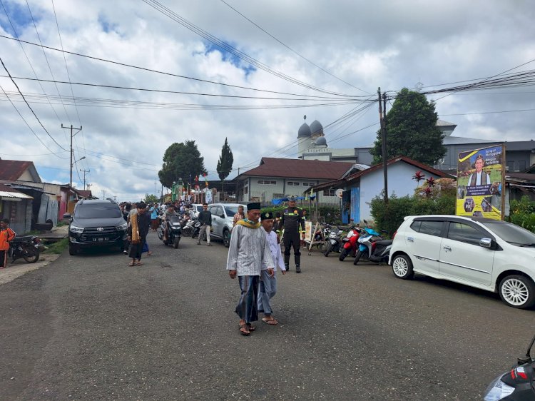 Sholat Jumat di Masjid Agung Baiturahman, Sat. Lalu Lintas Polres Manggarai Laksanakan Pengamanan