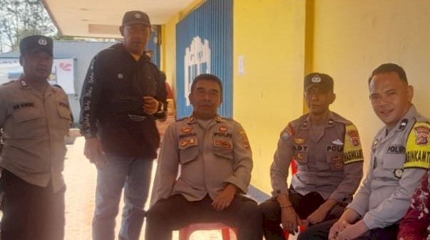 Polres Manggarai Terjunkan Personil Pengamanan dalam Kegiatan Misa Panca Windu Uskup Manokwari, Sorong Mgr. Hilarion Datus Lega