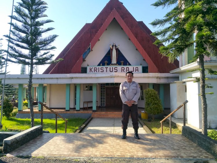 Pengamanan Ibadah Mingguan Umat Kristiani di Kota Ruteng Berjalan Lancar