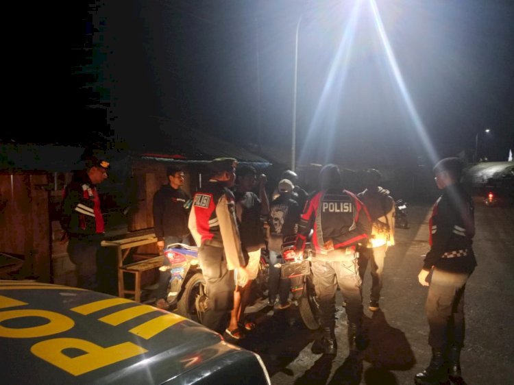 Sat. Samapta Polres Manggarai Gelar Patroli Perintis Presisi dan Himbauan Kamtibmas Malam di Ruteng