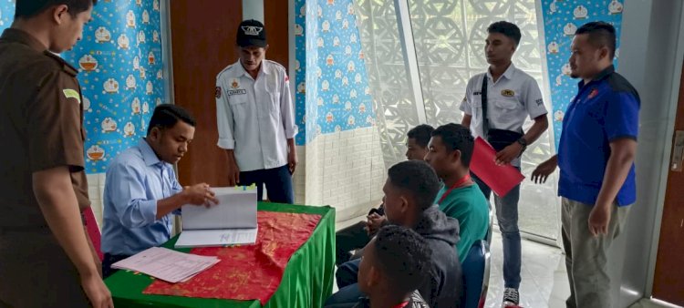 Berkas Perkara Lengkap, Penyidik Sat. Reskrim Polres Manggarai Laksanakan Tahap 2 Kasus Penganiayaan ke JPU