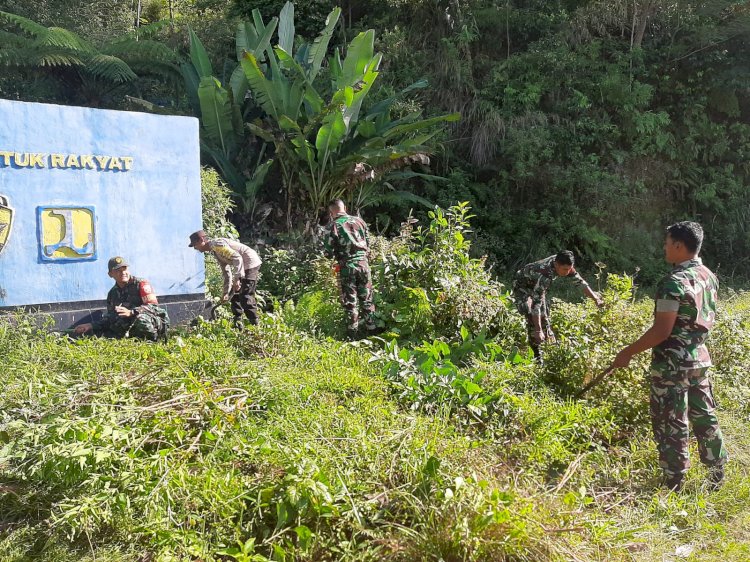 Kerja Bhakti Bersama Bhabinkamtibmas dan Babinsa di Kecamatan Rahong Utara