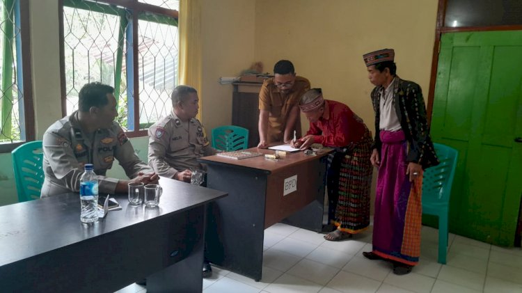 Upaya Mediasi Kasus KDRT di Desa Buar oleh Kapospol dan Bhabinkamtibmas  berakhir Damai