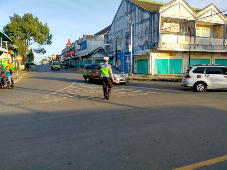 Sat. Lantas Polres Manggarai Gelar Pengamanan dan Pengaturan Lalu Lintas Pagi