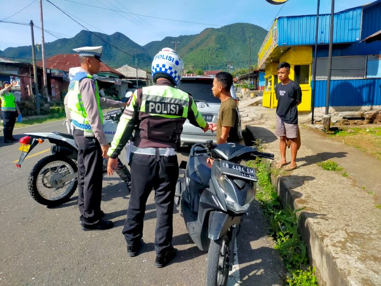 Sat. Lantas Polres Manggarai Laksanakan Patroli dan Hunting System untuk Tekan Pelanggaran Lalu Lintas di Ruteng