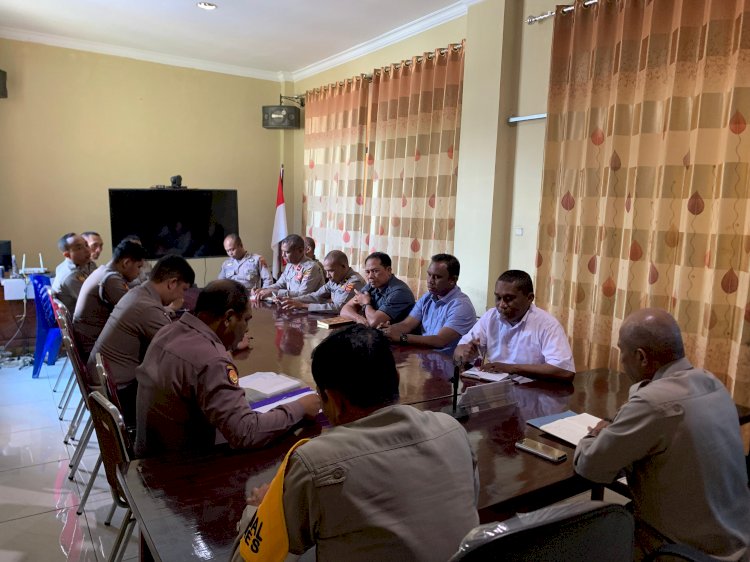 Rapat Anev Mingguan, Waka Polres Manggarai Sampaikan Arahan Pelaksanaan Tugas.