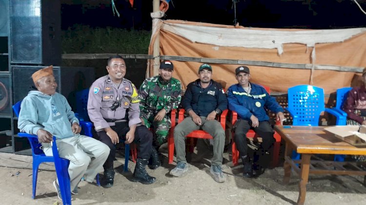 Bhabinkamtibmas dan Babinsa Rahong Utara Amankan Pesta Sekolah di Kampung Lujang