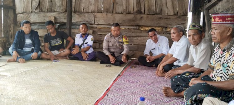 Sosialisasi Pencegahan TPPO, HPR, dan Kenakalan Remaja oleh Bhabinkamtibmas dan Babinsa di Desa Liang Bua