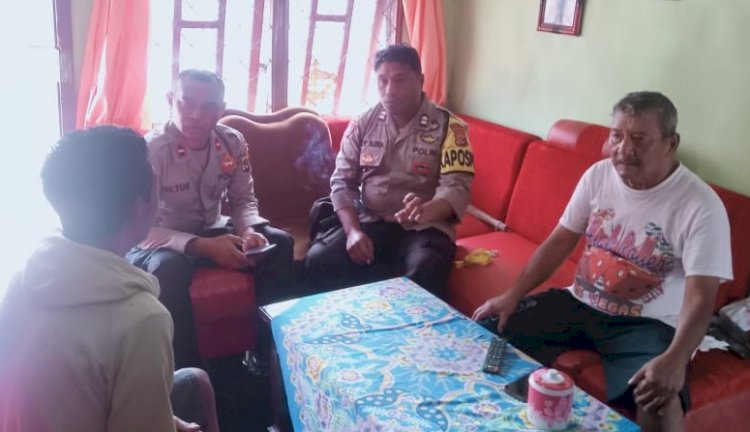 KBO Binmas Polres Manggarai dan Kanit Binkamsa laksanakan Sambang di Kelurahan Pitak