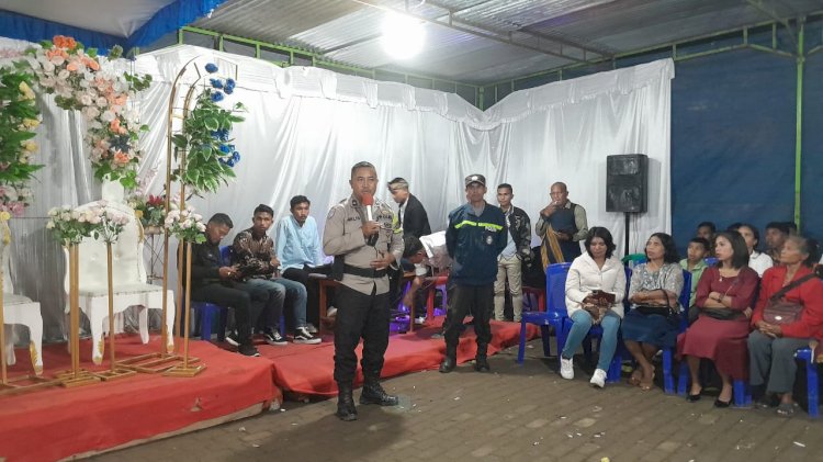 Bhabinkamtibmas laksanakan Pengamanan Resepsi Pernikahan di Kampung Tahang, Desa Golo Langkok