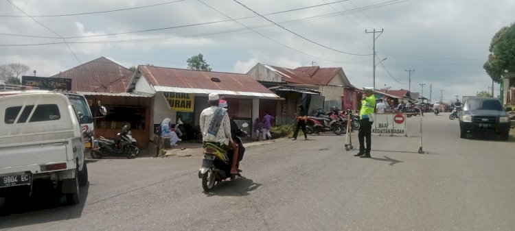 Pengamanan dan Pengaturan Lalu Lintas Sholat Jumat oleh Sat Lantas Polres Manggarai