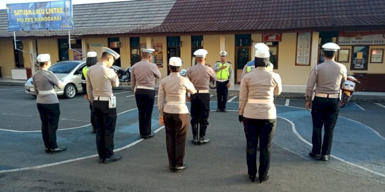 Sat.Lantas Polres Manggarai Laksanakan Gatur Lalu Lintas Pagi di Ruteng