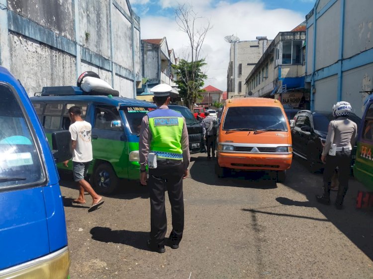 Patroli KRYD dan Himbauan Kamseltibcar Lantas oleh Sat Lantas Polres Manggarai di Kota Ruteng