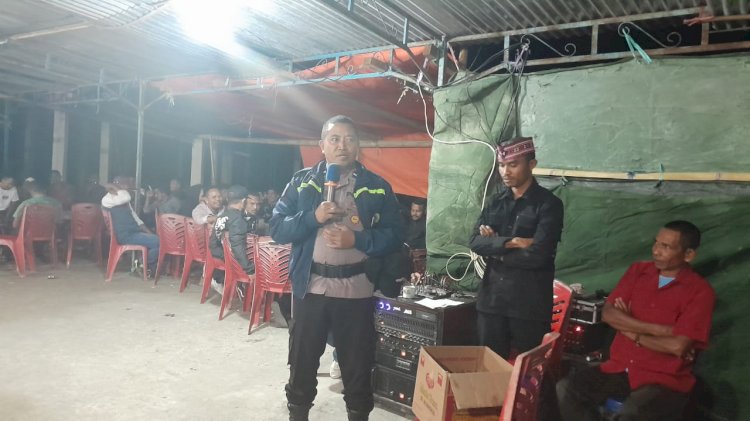 Pengamanan kegiatan masyarakat oleh Aipda Kornelius Jemarus di Rahong Utara