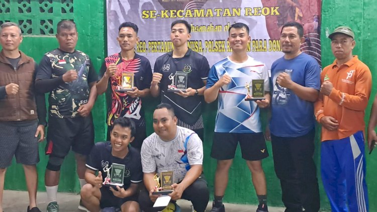 Polsek Reo, Polres Manggarai, Raih Juara 1 Turnamen Badminton HUT RI ke-79 di Kec. Reok