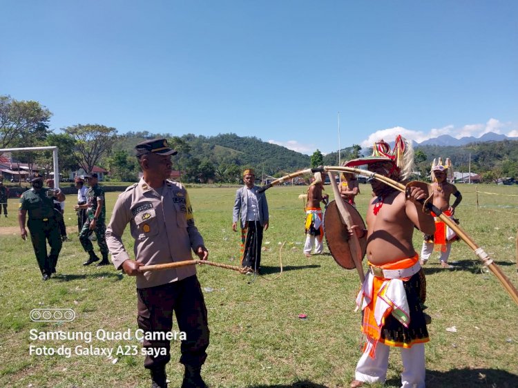 Polsek Cibal Amankan Pergelaran Tarian Adat Manggarai di Bea Waja Pagal