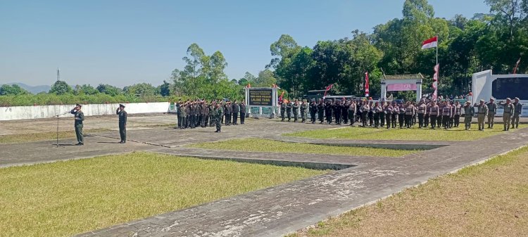 Polres Manggarai Ikuti Upacara Ziarah Rombongan dalam Rangka Peringatan HUT Kemerdekaan RI ke-79 Tahun 2024