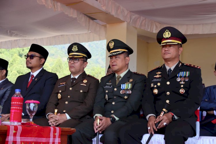 Polres Manggarai Ikuti Upacara Pengibaran Bendera Merah Putih Peringatan HUT Ke-79 Proklamasi Kemerdekaan RI