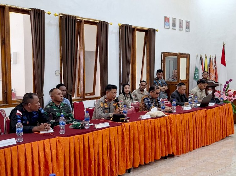 Kapolres Manggarai Hadiri Rapat Koordinasi Persiapan Pencalonan Pemilihan Bupati dan Wakil Bupati Manggarai Tahun 2024